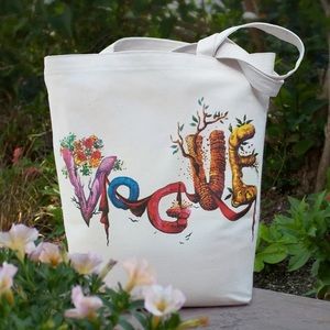 Vogue Tote Bag